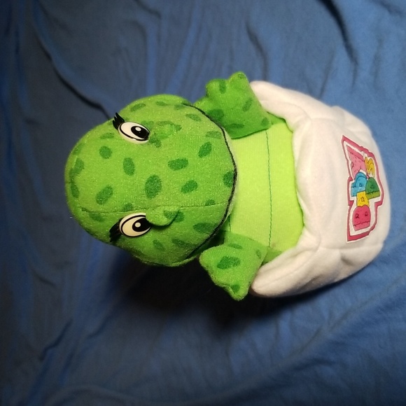 Baby Ds Dinosaur Hatching from Egg Stuff Animal - Picture 1 of 10